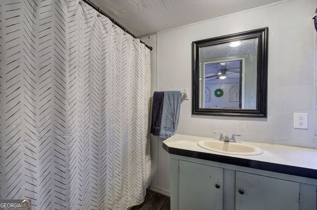 676 Flowery Branch Road, Kingston, GA 30145