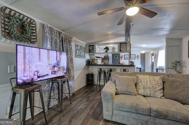 676 Flowery Branch Road, Kingston, GA 30145