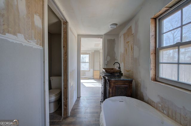 676 Flowery Branch Road, Kingston, GA 30145