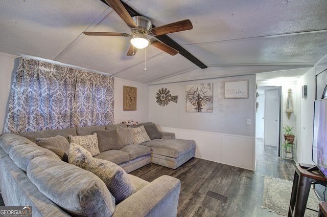 676 Flowery Branch Road, Kingston, GA 30145