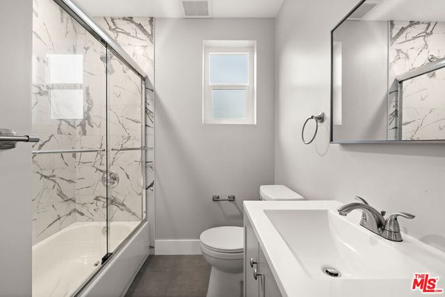 1617 W 24th Street, Los Angeles, CA 90007