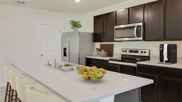 8609 TIDEWATER TRAIL AVENUE, Temple Terrace, FL 33637