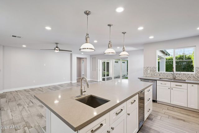 4232 N 19TH Place, Phoenix, AZ 85016