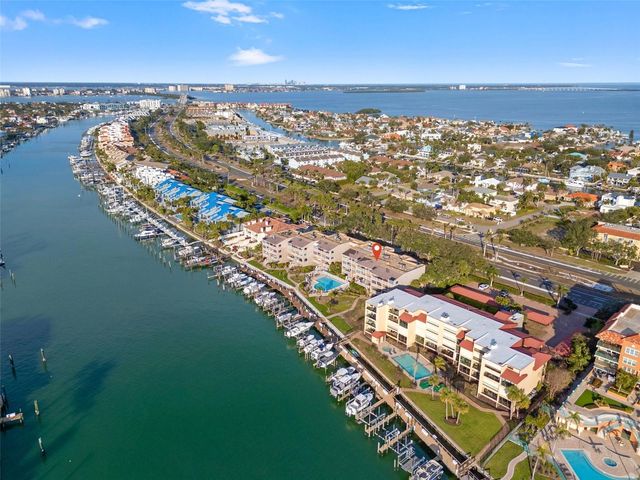 936 PINELLAS BAYWAY S T10, St Petersburg, FL 33715