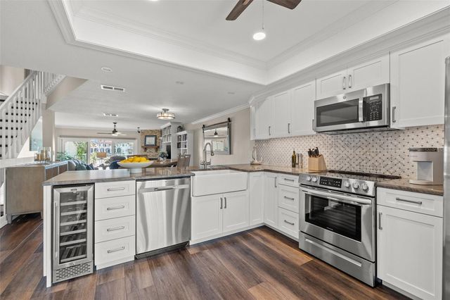 936 PINELLAS BAYWAY S T10, St Petersburg, FL 33715