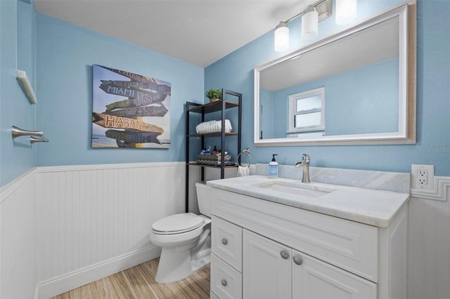 936 PINELLAS BAYWAY S T10, St Petersburg, FL 33715