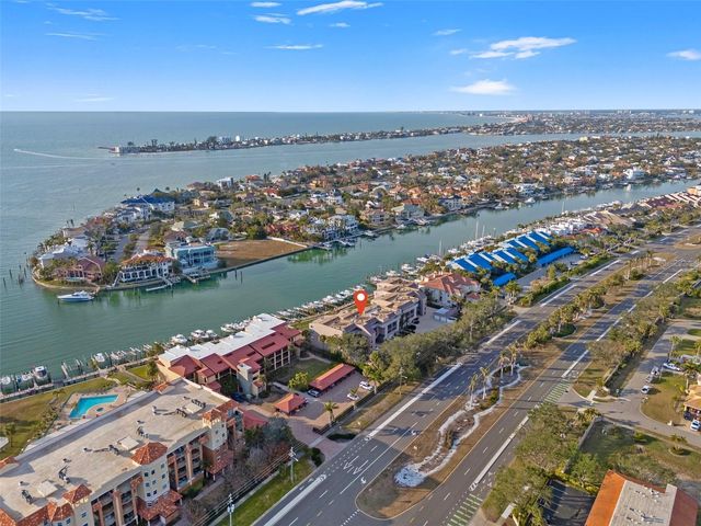 936 PINELLAS BAYWAY S T10, St Petersburg, FL 33715