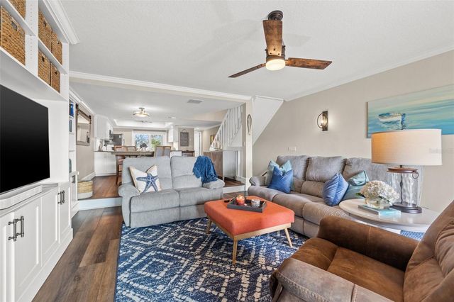 936 PINELLAS BAYWAY S T10, St Petersburg, FL 33715