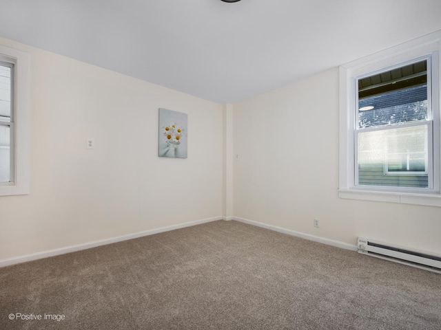 547 S Martin Luther King Jr Avenue, Waukegan, IL 60085