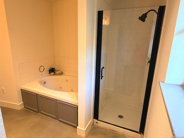 28035 Axis Dr, Boerne, TX 78006