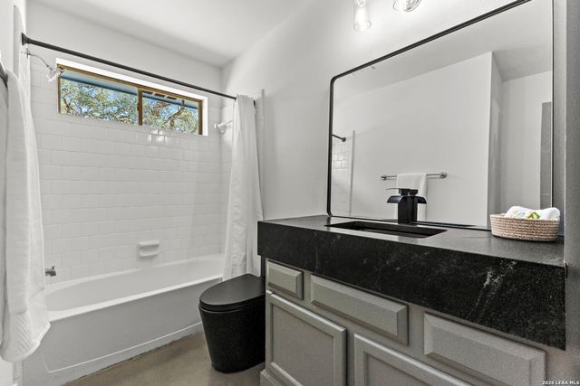 28035 Axis Dr, Boerne, TX 78006