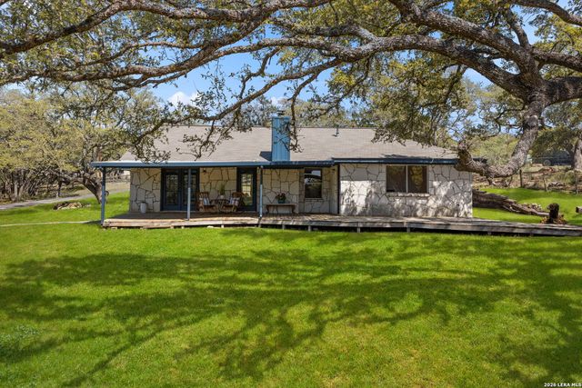 28035 Axis Dr, Boerne, TX 78006