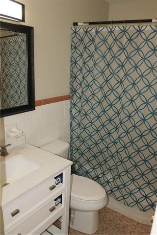 1002 Centerwood Drive, Mobile, AL 36608