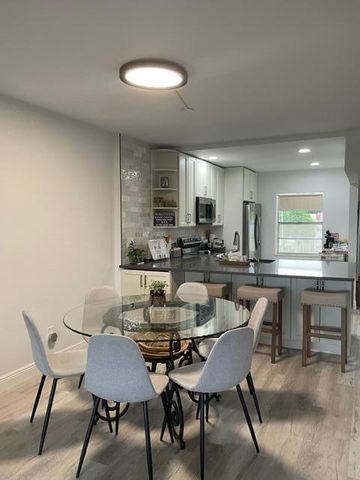 1020 Country Club Drive 406, Margate, FL 33063