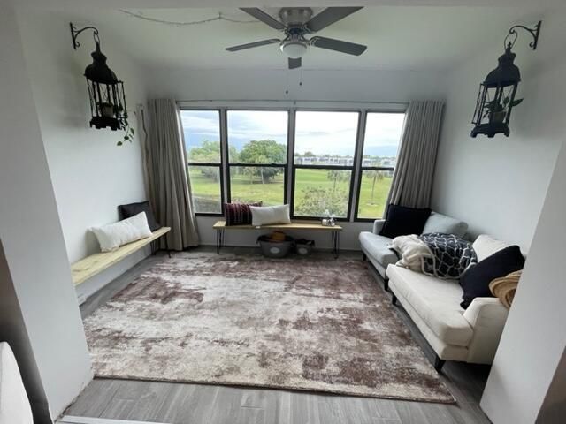 1020 Country Club Drive 406, Margate, FL 33063