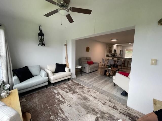 1020 Country Club Drive 406, Margate, FL 33063