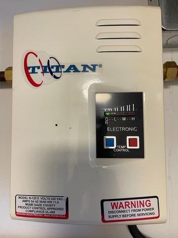 1020 Country Club Drive 406, Margate, FL 33063