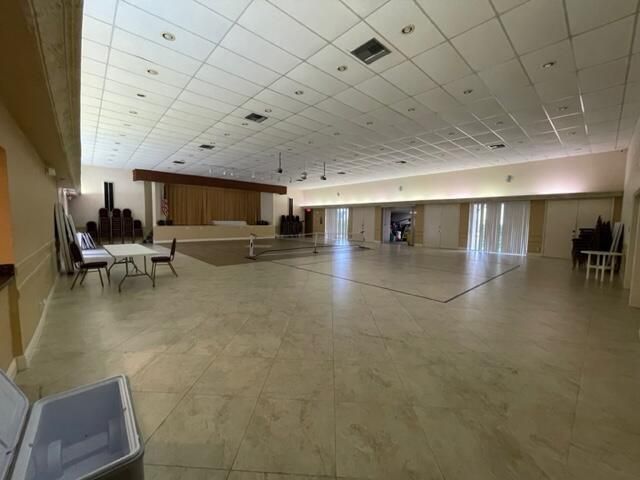 1020 Country Club Drive 406, Margate, FL 33063