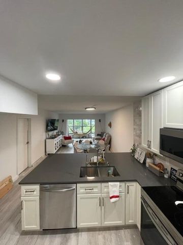 1020 Country Club Drive 406, Margate, FL 33063