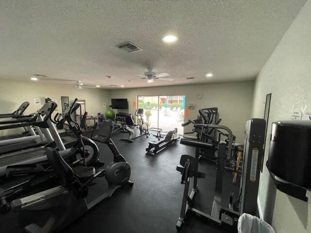 1020 Country Club Drive 406, Margate, FL 33063