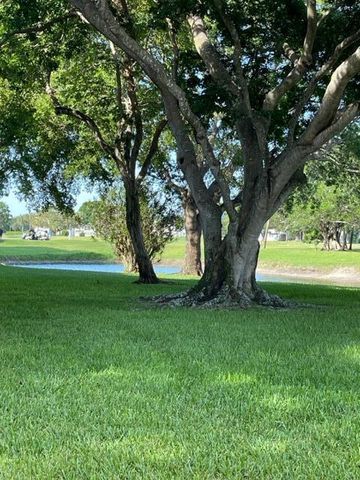 1020 Country Club Drive 406, Margate, FL 33063