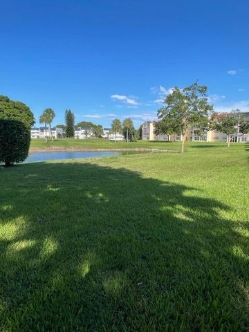 1020 Country Club Drive 406, Margate, FL 33063