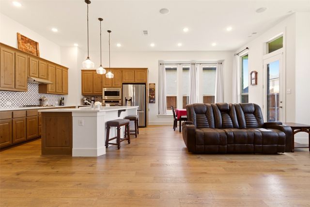 1401 Sumner Street, Aubrey, TX 76227