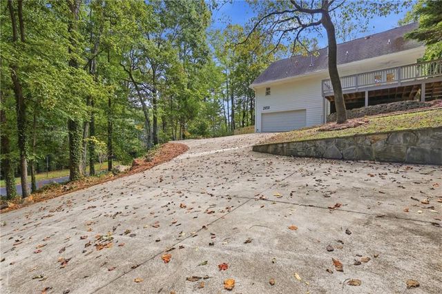 2858 Old Norcross Road, Tucker, GA 30084