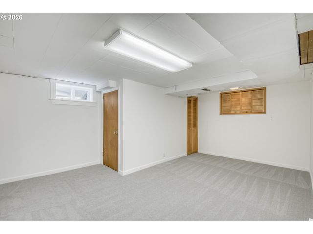 4315 Ne LAURELHURST Pl, Portland, OR 97213