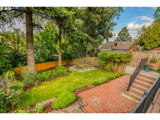 4315 Ne LAURELHURST Pl, Portland, OR 97213