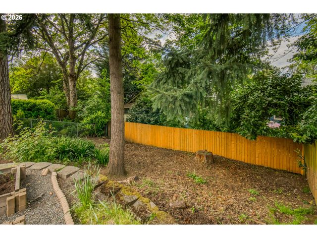 4315 Ne LAURELHURST Pl, Portland, OR 97213