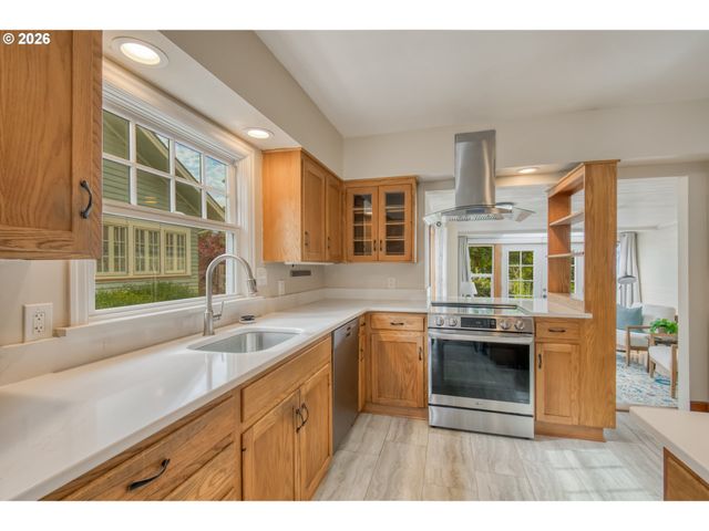4315 Ne LAURELHURST Pl, Portland, OR 97213