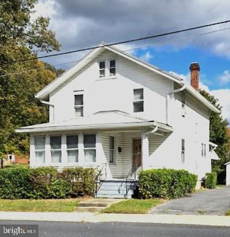 111 E FIFTH STREET, Waynesboro, PA 17268