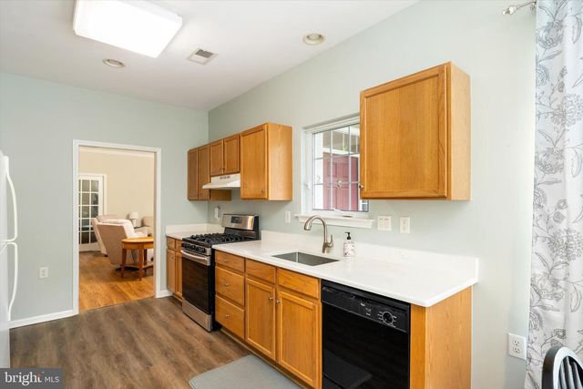 102 RAINFLOWER LN, Princeton Junction, NJ 08550