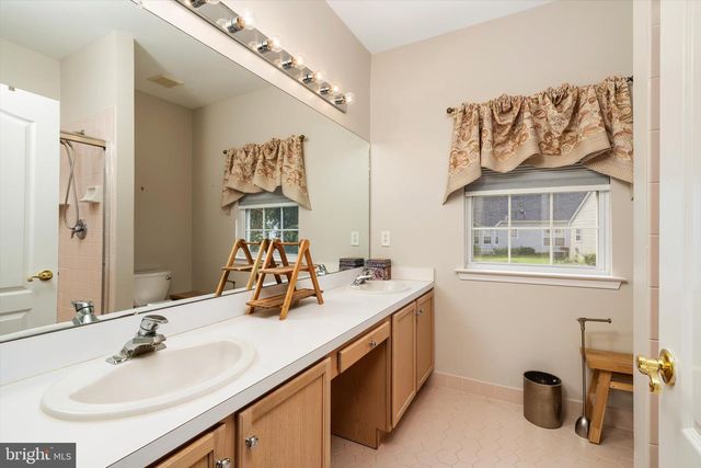 102 RAINFLOWER LN, Princeton Junction, NJ 08550