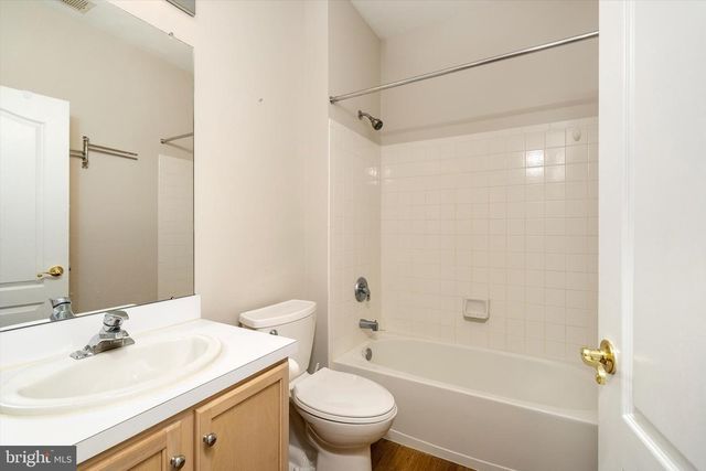 102 RAINFLOWER LN, Princeton Junction, NJ 08550