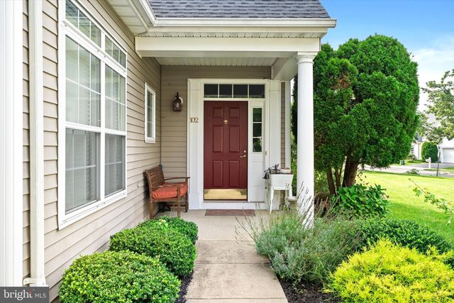 102 RAINFLOWER LN, Princeton Junction, NJ 08550