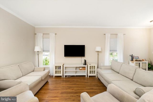 102 RAINFLOWER LN, Princeton Junction, NJ 08550