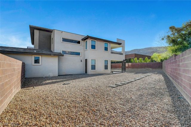 6005 Andezano Drive, Las Vegas, NV 89135