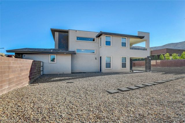 6005 Andezano Drive, Las Vegas, NV 89135