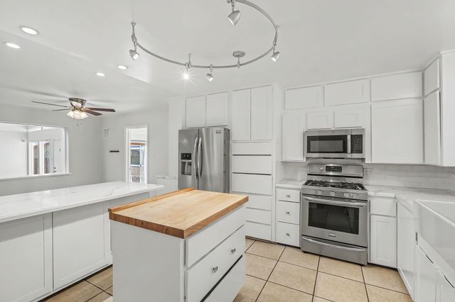2905 Claremont Place NE, Albuquerque, NM 87110