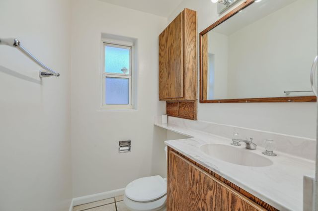 2905 Claremont Place NE, Albuquerque, NM 87110