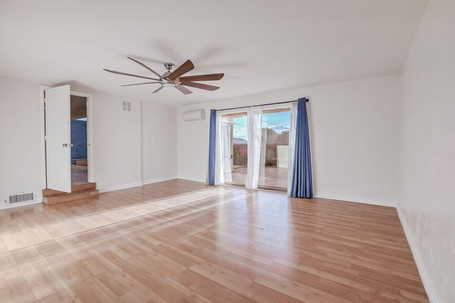 2905 Claremont Place NE, Albuquerque, NM 87110