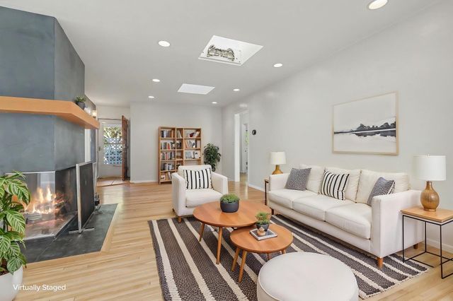 2905 Claremont Place NE, Albuquerque, NM 87110