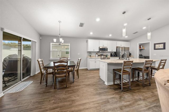 8992 SE 42ND COURT, Ocala, FL 34480