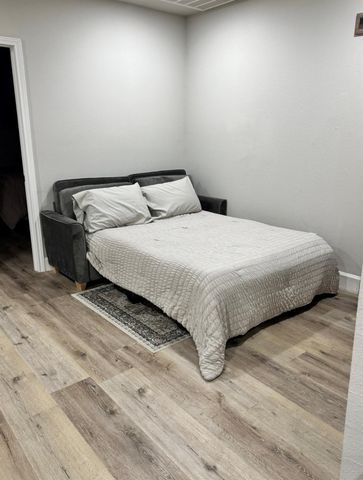 2802 Holman Street, Houston, TX 77004