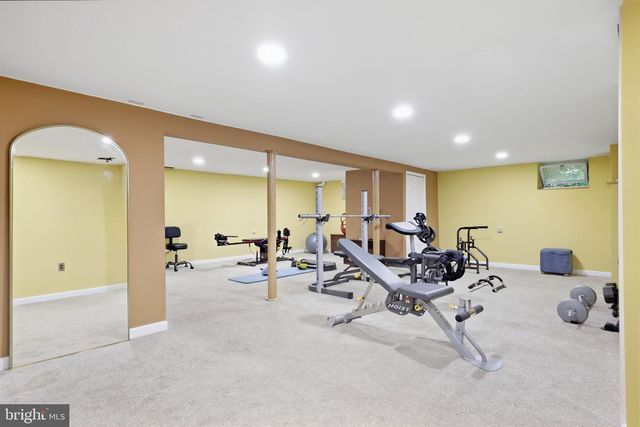 201 CREEKWOOD DR, Feasterville Trevose, PA 19053