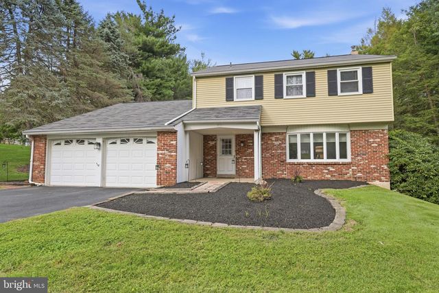 201 CREEKWOOD DR, Feasterville Trevose, PA 19053