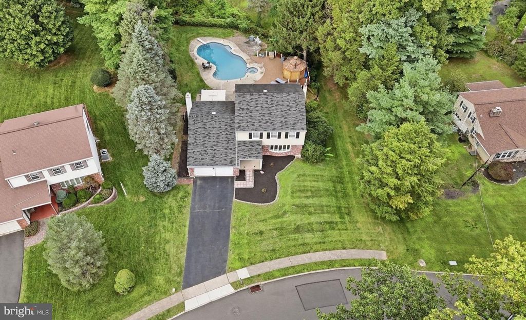 201 CREEKWOOD DR, FEASTERVILLE TREVOSE, PA 19053 — photo 3