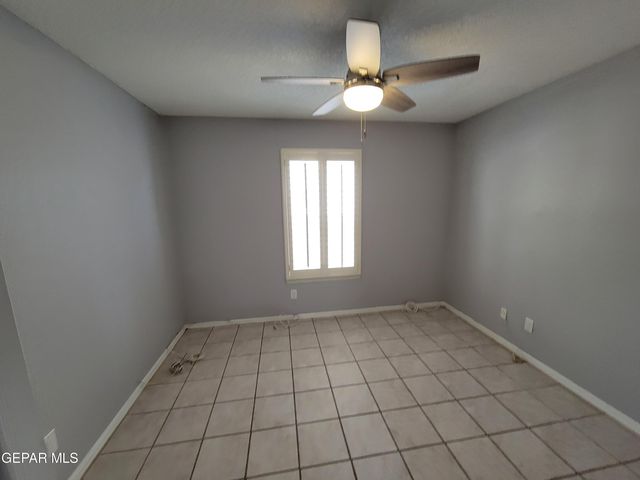 1404 Black Ridge Drive, El Paso, TX 79912